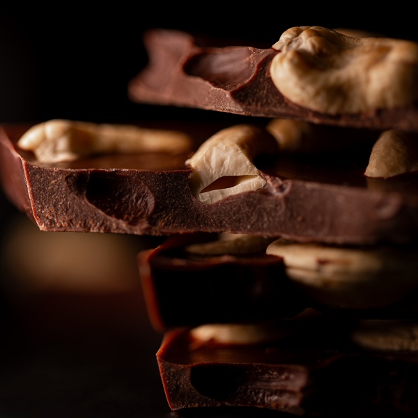 Темный 66% шоколад с кешью из какао-бобов Венесуэла 