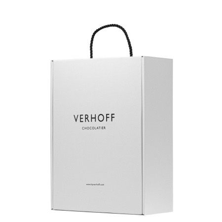 Подарочный бокс WHITE с шоколадом, ореховой пастой, конфетами и чаем купить в интернет-магазине VERHOFF