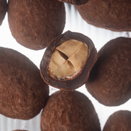 Драже миндаль в шоколаде купить в интернет-магазине VERHOFF