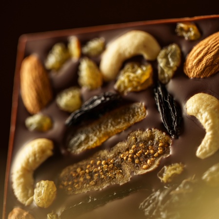 Темный 66% шоколад с инжиром из какао-бобов Венесуэла