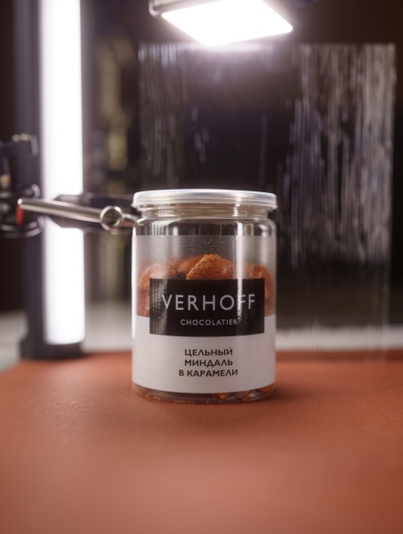Цельный миндаль в карамели купить в интернет-магазине VERHOFF 